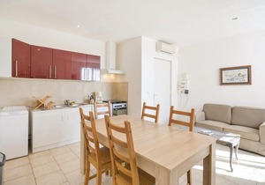 2 bedroom accommodation in Le Sambuc