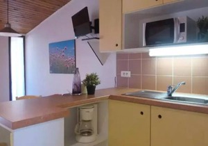 2 Rooms 4 People 1 baby