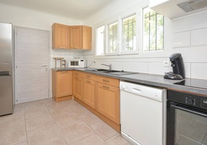 4 bedroom accommodation in Le Sambuc