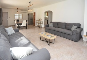4 bedroom accommodation in Le Sambuc