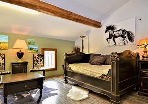6 bedroom accommodation in Vallabregues