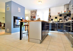 6 bedroom cozy home in Sauveterre