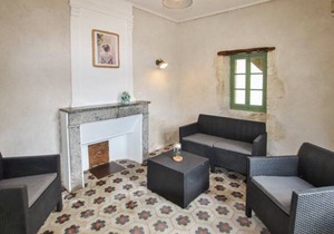6 bedroom accommodation in Rochefort-du-Gard
