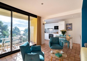 Apartment in Saint-Tropez with Beach Access