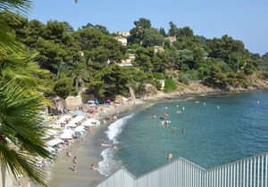Apartment * 2 rooms crossing of 85 m2 with very beautiful view of the sea