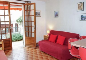 Apartment Le Lido in Saint Cyr sur mer Les Lecques - 2 persons, 1 bedrooms
