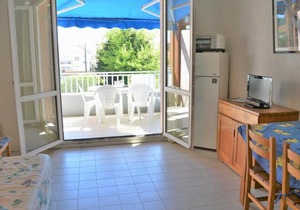 Appartement Le Lavandou, 3 pièces, 6 personnes - FR-1-251-61