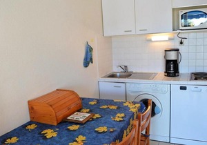 Appartement Le Lavandou, 3 pièces, 6 personnes - FR-1-251-61