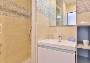 Beautiful 2 bedroom apartment 3 min walk from the Old Port