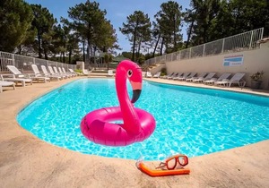 Campsite La Pinède in Provence * - Mobile Home Aneth 3 Rooms 4 People