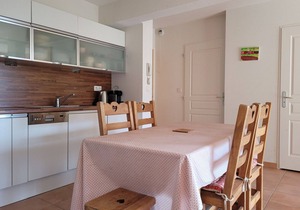 Charming renovated 2-room cabin with terrace and parking, Pra-Loup