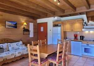 Cozy 3-room chalet with fireplace in Pra-Loup