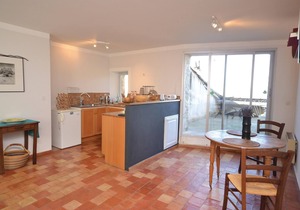 Cozy apartment in Bonnieux with kitchen