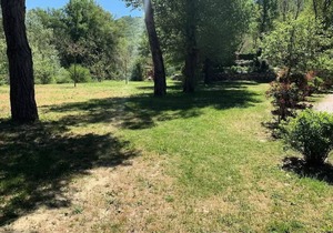 Flower Camping La Rivière * - Mobil-Home Standard 29m2 (2 bedrooms) + covered terrace 5 people