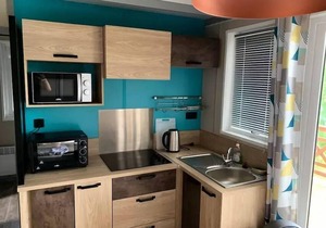 Flower Camping La Rivière * - Chalet Tribu Premium Air Conditioning 70m2 - 4 bedrooms - 4 bathrooms + Terrace 50m2 12 persons