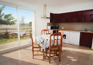 Lovely home in Le Sambuc