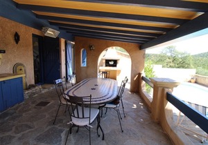 Mazet provençal for 6 people with private pool in the Valcros domain in La Londe les Maures
