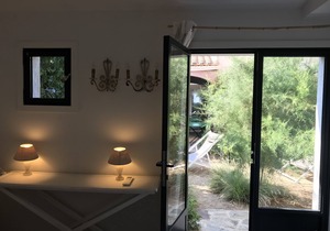 Porquerolles village house garden 3 ch. air conditioned 3 bathrooms