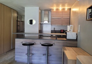 Renovated studio for 5, south balcony, private parking in Pra Loup