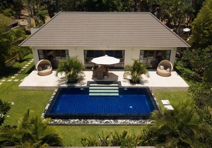 Stunning 2BR Villa! - W/Swimming Pool!
