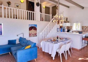 Sunny Provence Getaway