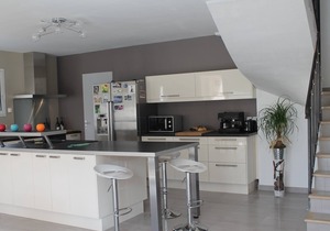 VILLA WITH POOL CLOSE TO AVIGNON