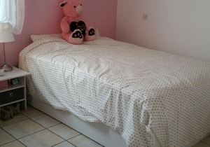 VILLA WITH POOL (10 minutes from Avignon: 15 minutes from Pont-du-Gard!)