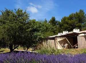 Vvf Villages The Of Luberon People | Murs