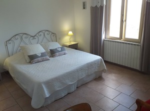 Cante Grillet Provence At The Foot Of Luberon | Lacoste