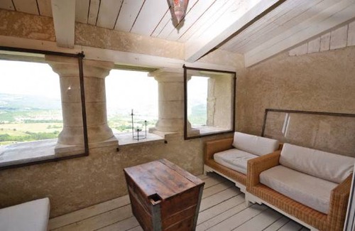 Viens House | 1 bedroom accommodation in Viens