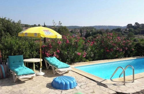 Lorgues Bed & Breakfast | 1 Bedroom Bed & Breakfast In Lorgues