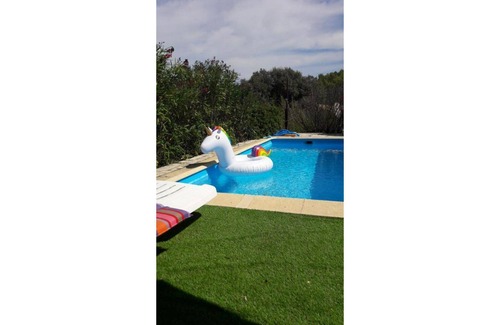 Lorgues Bed & Breakfast | 1 Bedroom Bed & Breakfast In Lorgues