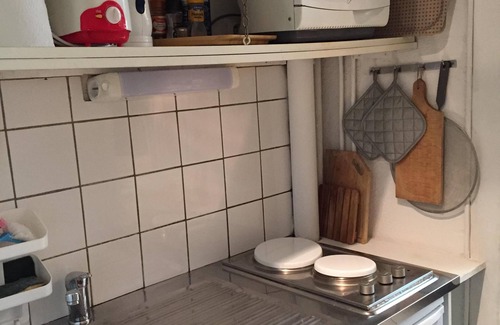 Cassis Apartment | 1-room studio, CASSIS, comfortable, close to beaches and Calanques hikes,