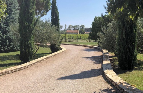 Orange House | 10 minutes from Orange beautiful vacation home with large garden