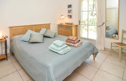 St.-Remy-de-Provence House | 100 m² House ∙ 3 bedrooms ∙ 6 guests