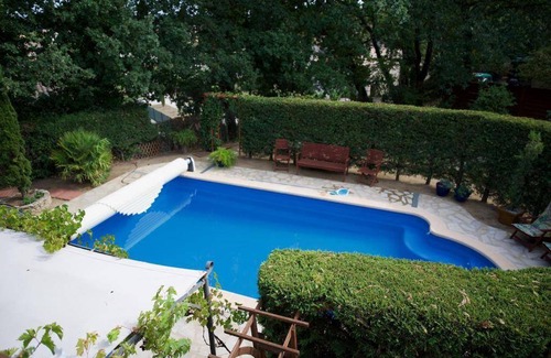 Laudun Apartment | 100 m² Apartment ∙ 2 bedrooms ∙ 4 guests