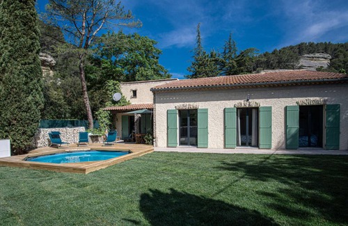 Fontaine-de-Vaucluse House | 100 m² House ∙ 3 bedrooms ∙ 6 guests
