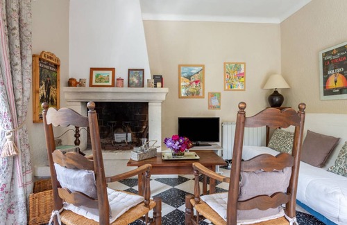 Menerbes House | 100 m² House ∙ 1 bedroom ∙ 4 guests