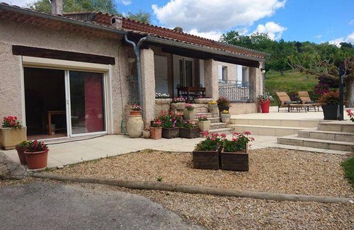 Bonnieux House | 100 m² House ∙ 3 bedrooms ∙ 6 guests