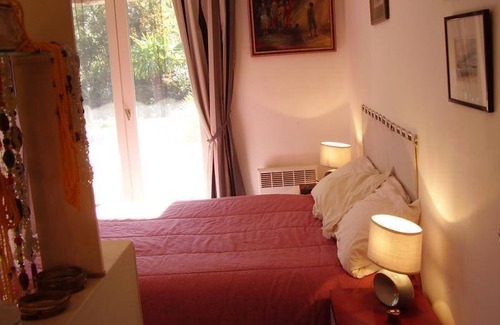 Gareoult House | 100 m² House ∙ 3 bedrooms ∙ 4 guests