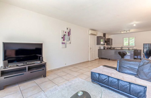 Plan-d'Orgon House | 100 m² House ∙ 3 bedrooms ∙ 6 guests