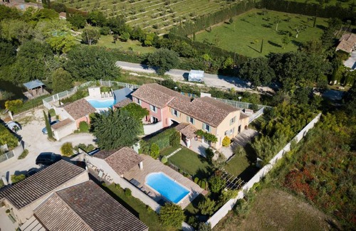 Taillades House | 103 m² House ∙ 3 bedrooms ∙ 6 guests