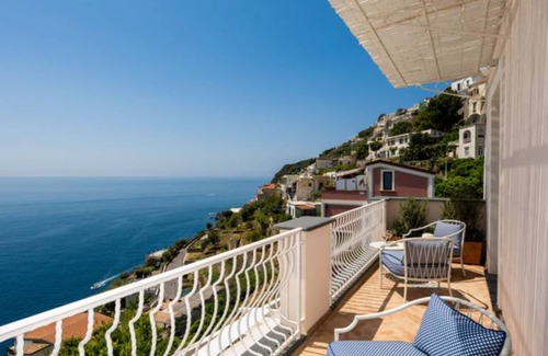 Praiano Villa | 1030 m² Villa ∙ 5 bedrooms ∙ 10 guests