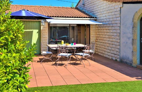 Orange House | 104 m² Maisonette ∙ 3 bedrooms ∙ 8 guests