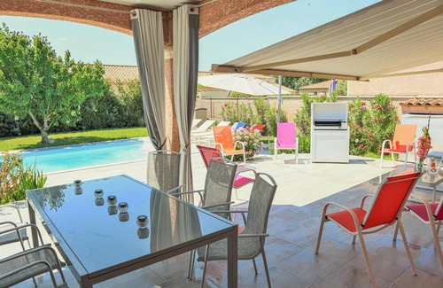 Mallemort House | 107 m² House ∙ 3 bedrooms ∙ 6 guests
