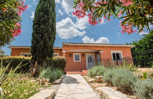 Le Thoronet House | 109 m² House ∙ 3 bedrooms ∙ 6 guests