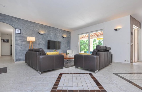 Saint-Cezaire-sur-Siagne House | 115 m² House ∙ 3 bedrooms ∙ 6 guests