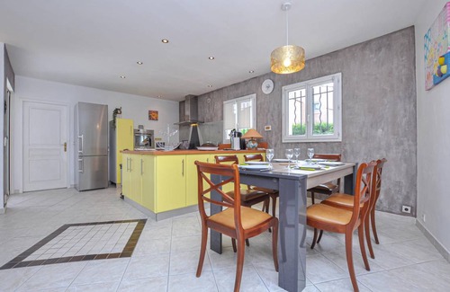Saint-Cezaire-sur-Siagne House | 115 m² House ∙ 3 bedrooms ∙ 6 guests