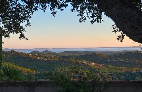 La Londe-les-Maures House | 110 m² House ∙ 3 bedrooms ∙ 8 guests