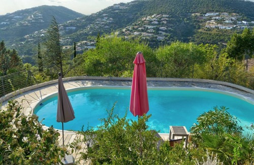 La Londe-les-Maures House | 110 m² House ∙ 3 bedrooms ∙ 8 guests